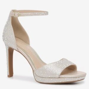 Kelly & Katie Dahlia Platform Sandal LT GOLD (shimmer sand) Size 10